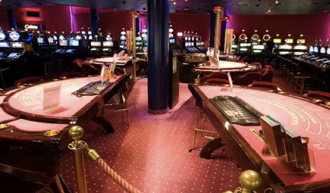 gaming-tables-casino-of-fribourg.jpg