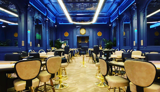 Casino Club MontMartre, Paris