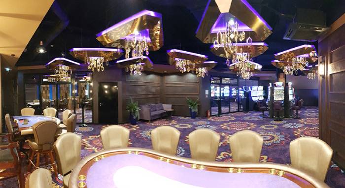 Favbet casino, Split