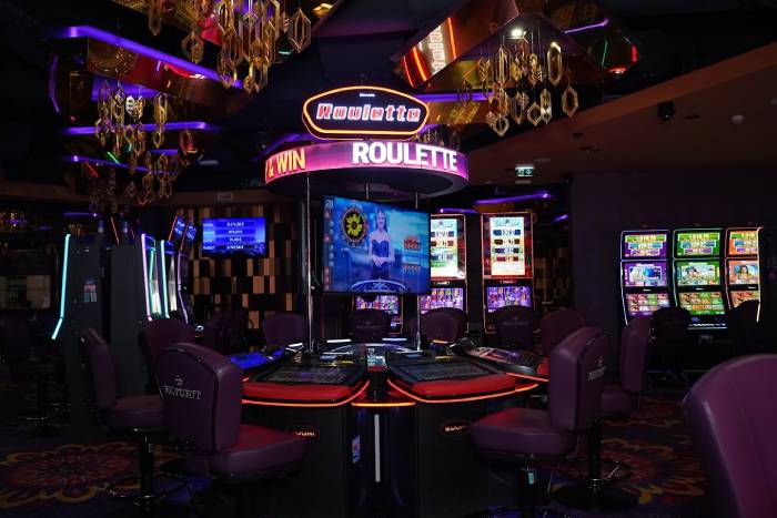 Favbet casino, Split